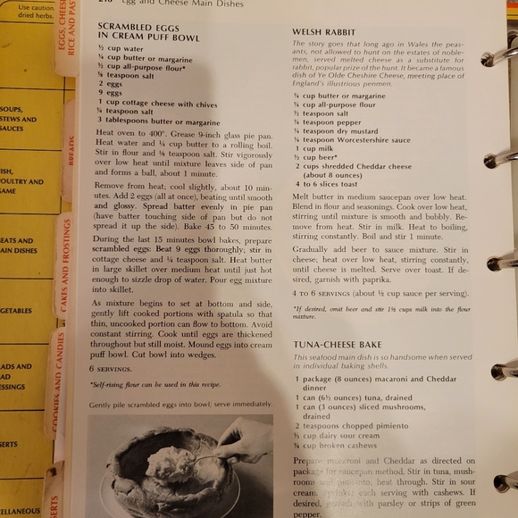 VINTAGE Betty Crocker Cookbook Binder (1974) - Picture 13 of 16